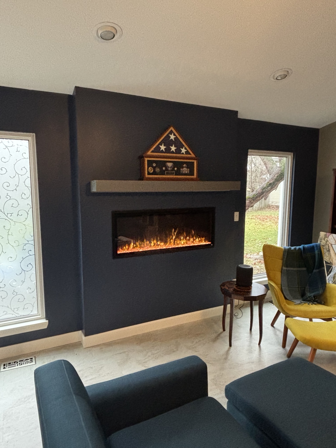 Fireplace feature